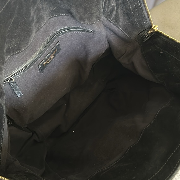 Gorgeous black patented leather YSL Downtown Tote pre loved 💕 - Picture 6 of 16